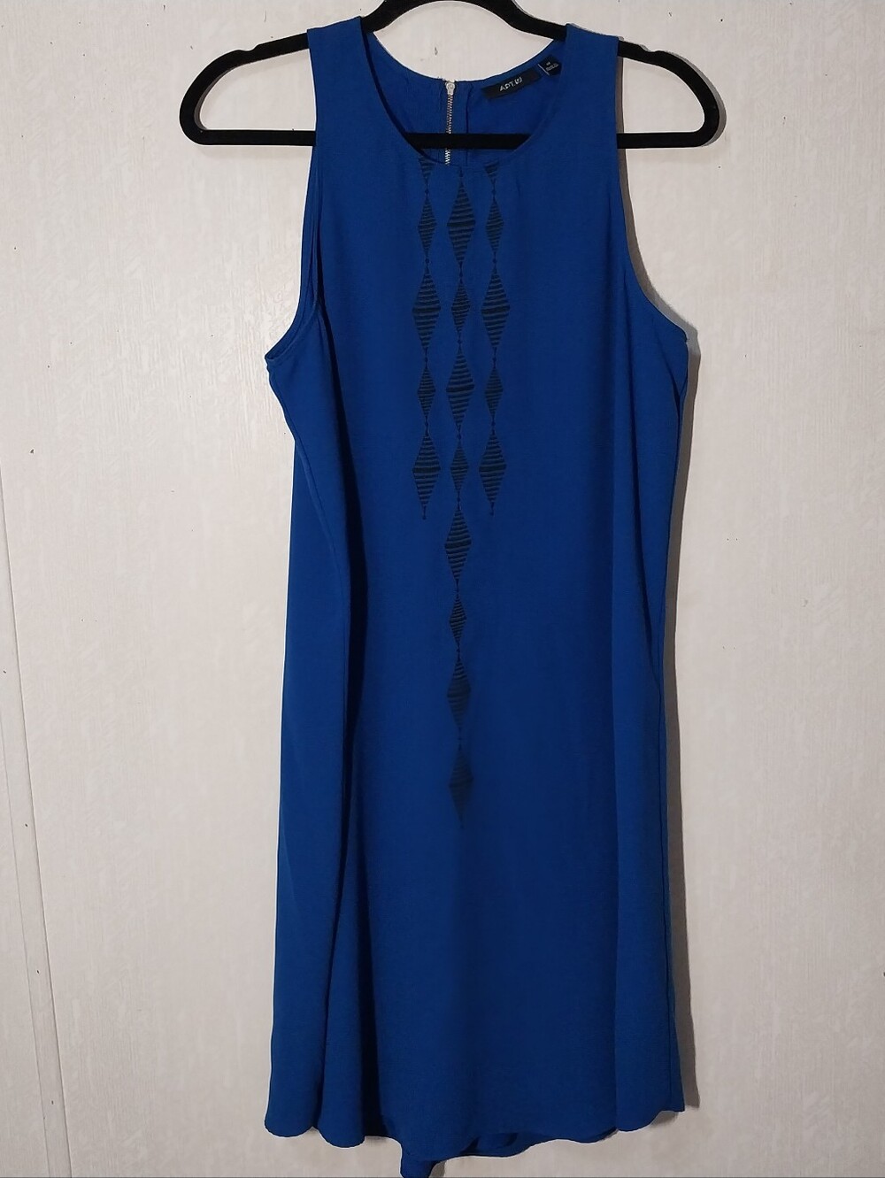 Apt. 9 Sleeveless Blue Shift Dress with Diamond Front Detail Ladies Size M